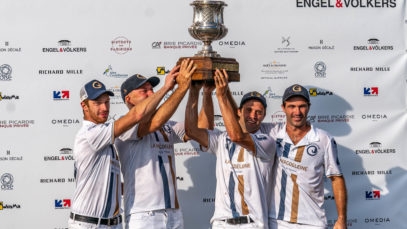 Podium-2